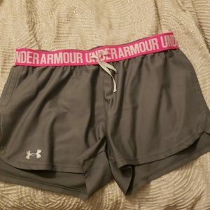 Running shorts
